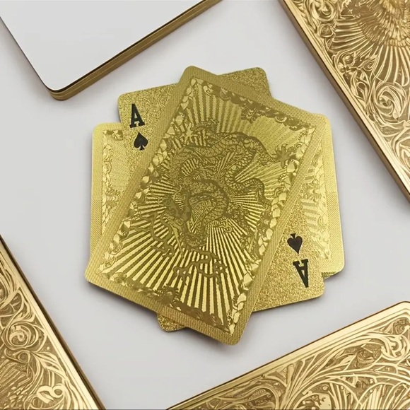 Gold Dragon Playing Cards - Picture 3 of 3